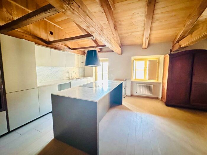 Case in Vendita e in Affitto - 3