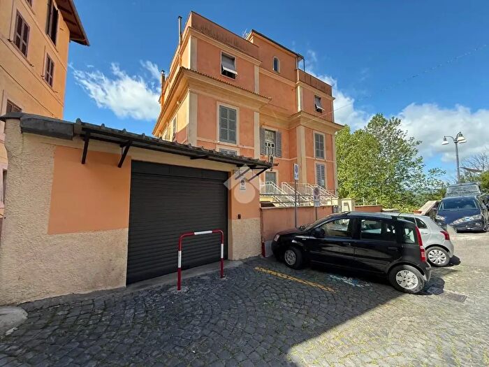 Appartamento quadrilocale in vendita in Via della Forma, Subiaco