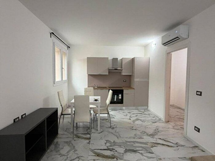 Appartamento bilocale in affitto in Via Giovanni Francioli, Centro, Lentate sul Seveso