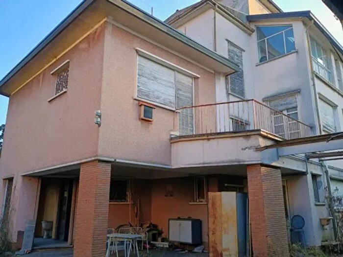 Casa trilocale in vendita in Via Brunico, Varese