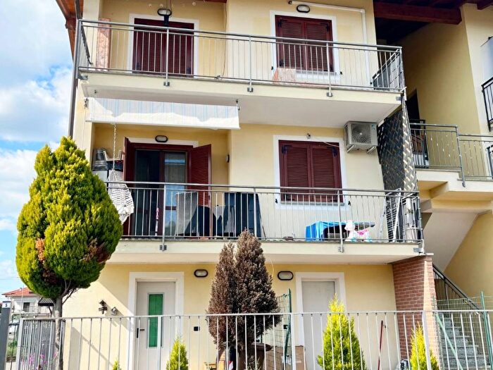 Casa bilocale in affitto in Via Ticino, Centro, Bellinzago Novarese