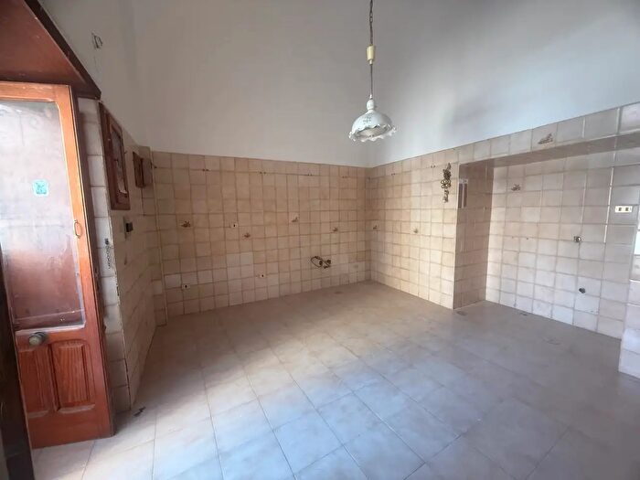 Appartamento bilocale in vendita in Via Carotenuto, Boscotrecase
