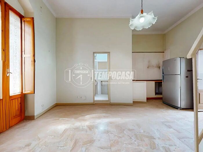 Casa trilocale in vendita in Via Giacomo Leopardi, Rutigliano