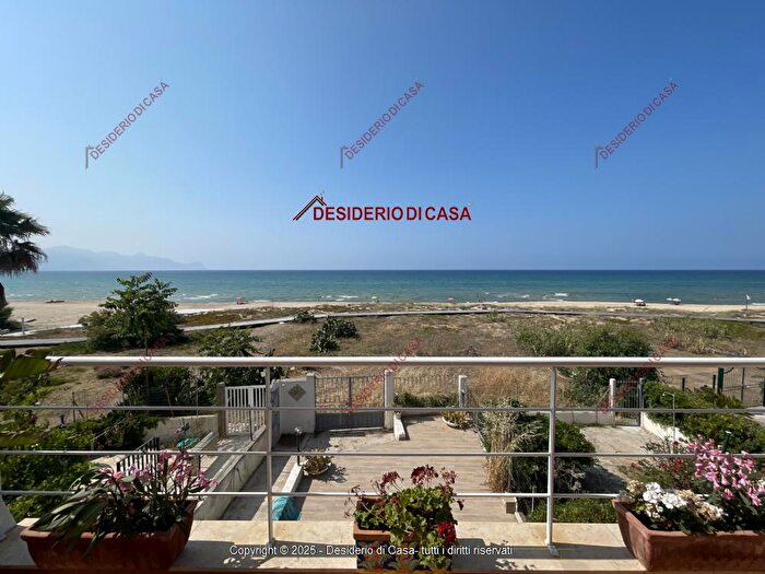 Casa quadrilocale in vendita in Alcamo