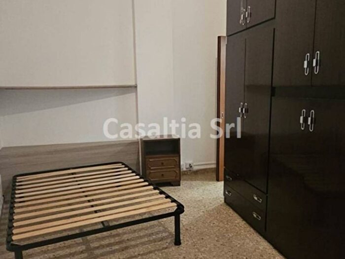 Appartamento trilocale in affitto in Via Palanzone, Niguarda, Milano