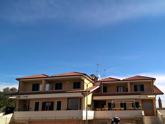 Appartamento trilocale in affitto in Via di Marco Simone, Setteville, Guidonia Montecelio