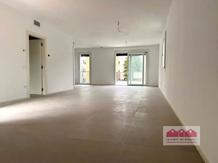 Casa quadrilocale in vendita in Viale Trieste, Vicenza