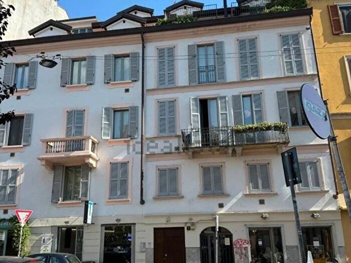 Appartamento bilocale in affitto in Via Edmondo De Amicis, Ticinese, Milano
