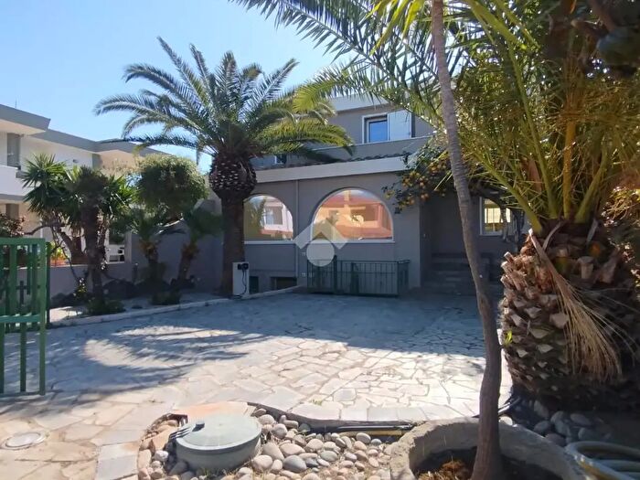 Casa trilocale in vendita in Via Stromboli, Quartu SantElena
