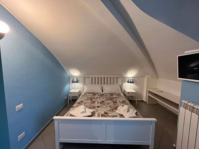 Appartamento trilocale in affitto in Via Caprera, Catanzaro