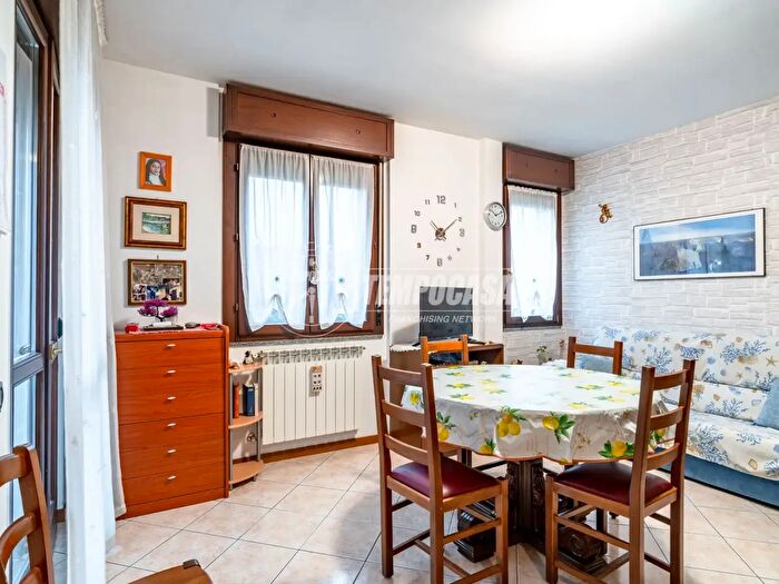 Appartamento bilocale in vendita in Via Johann Sebastian Bach, Caronno Pertusella