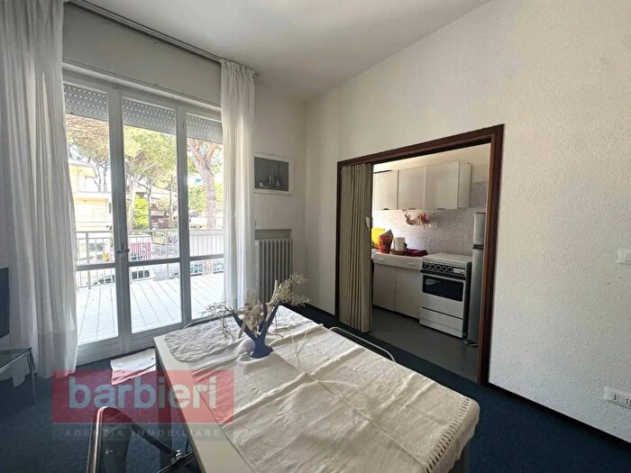 Appartamento trilocale in vendita in Viale Ravenna, Cervia