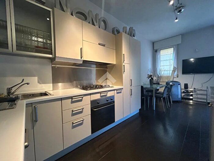 Appartamento trilocale in vendita in Viale Romagna, Cervia