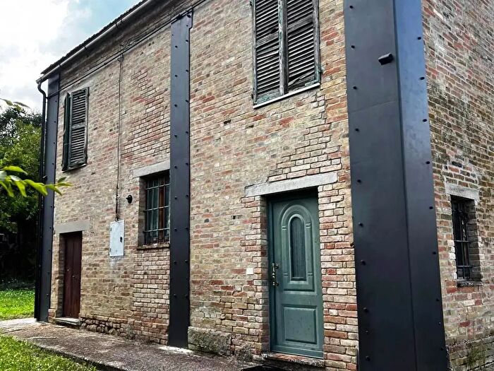 Casa quadrilocale in vendita in San Ginesio
