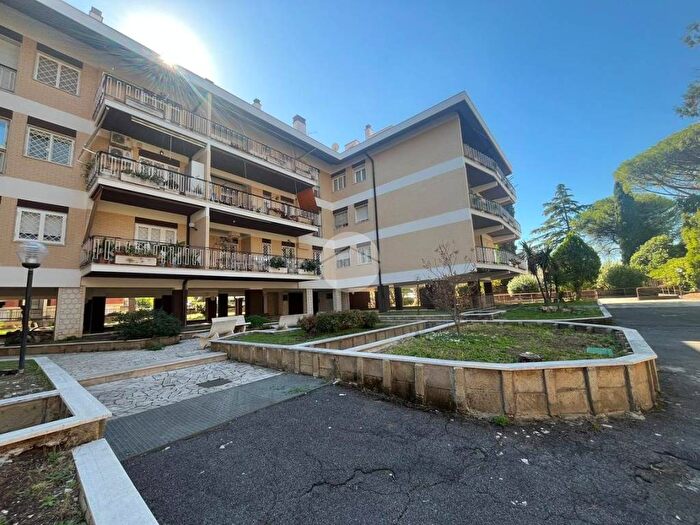 Appartamento bilocale in affitto in Via del casale santarelli, Morena, Roma