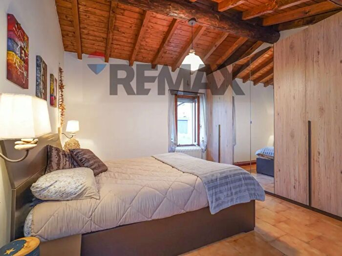 Casa bilocale in vendita in San Pellegrino Terme