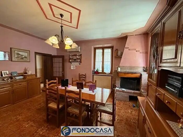 Appartamento quadrilocale in vendita in Via Garibaldi, Torbole Casaglia