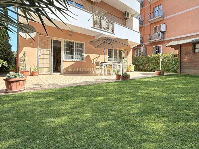 Appartamento trilocale in vendita in Via Cellottini, Monterotondo