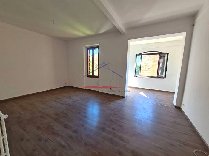 Appartamento trilocale in affitto in Via Borgo Santa Croce, Porta Crucifera, Arezzo