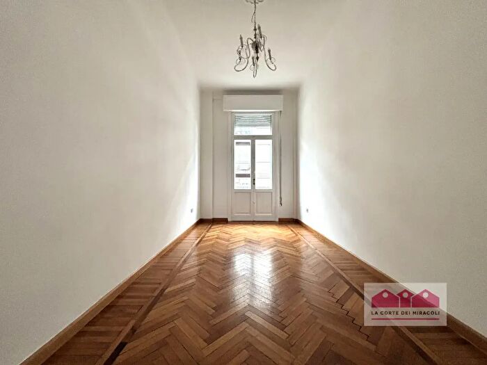 Appartamento con 6 locali in vendita in Via Battaglione Monte Berico, Vicenza