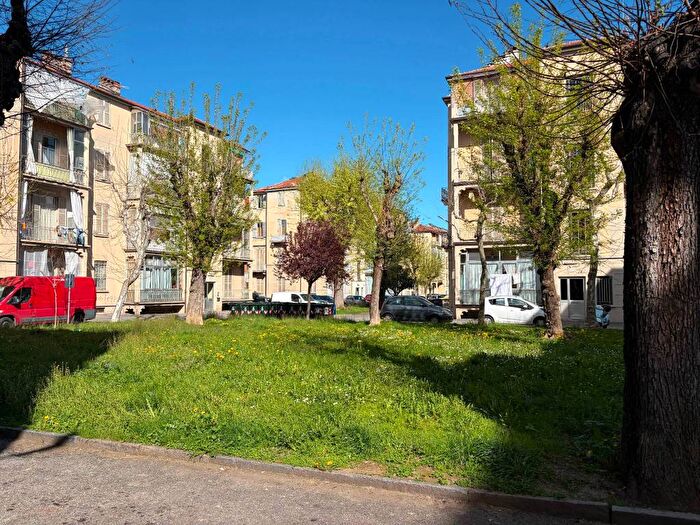 Appartamento trilocale in affitto in Via Nicola Fabrizi, Campidoglio, Torino