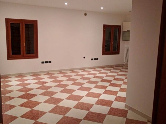 Appartamento trilocale in affitto in Via Isidoro Wiel, Savonarola Ponte Molino, Padova