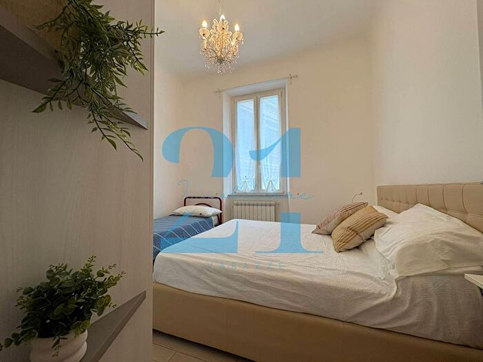 Appartamento trilocale in affitto in Via Dario Ravano, Centro, Varazze