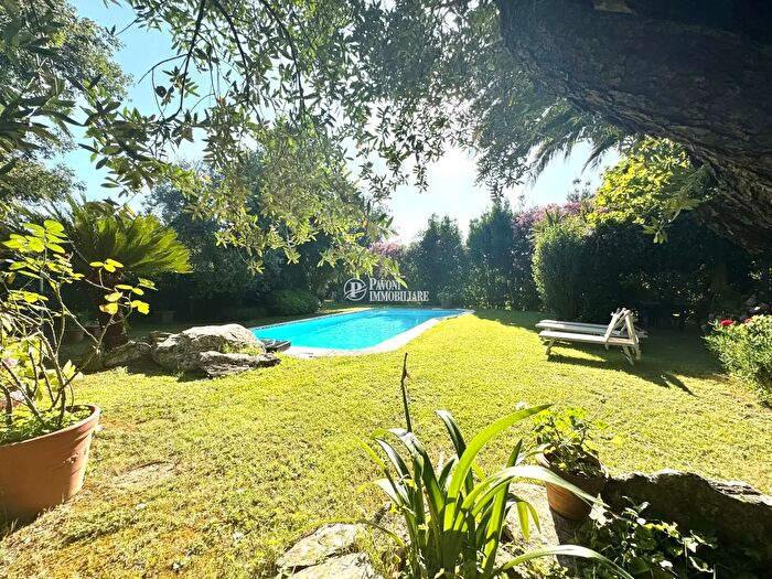 Casa con 10 locali in vendita in Via Antonelli, Pistoia