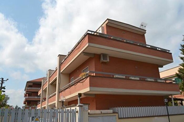 Casa con 5 locali in vendita in Roma