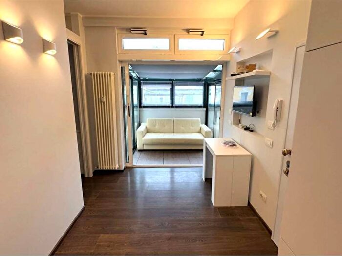 Appartamento bilocale in affitto in Via Giasone Del Maino, Washington, Milano