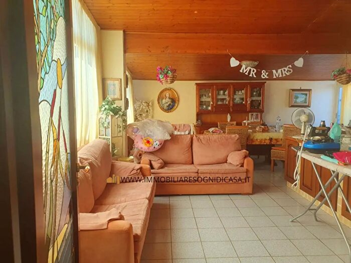 Appartamento con 7 locali in vendita in Mazara Del Vallo