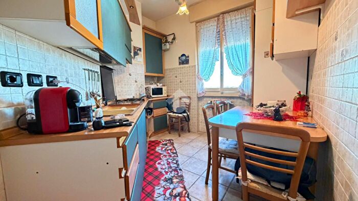 Appartamento trilocale in vendita in Via XXV Aprile, Desio