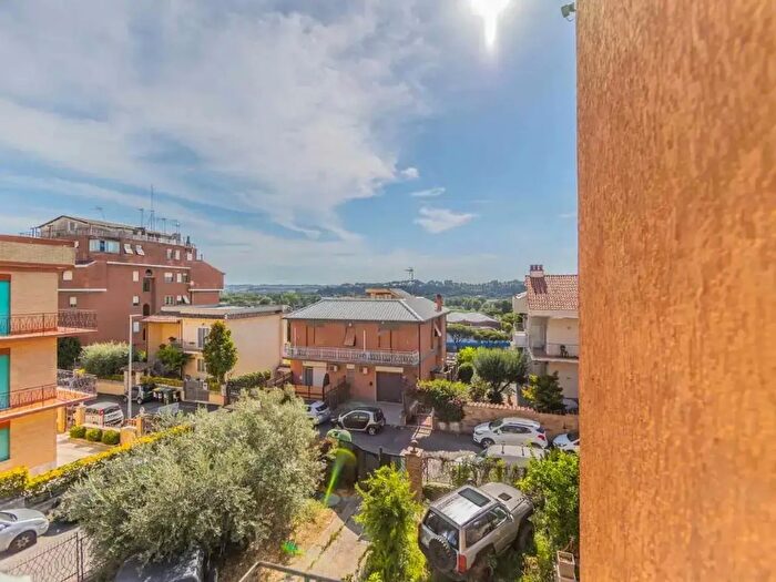 Appartamento in vendita in Via Annibale Maria di Francia, Roma