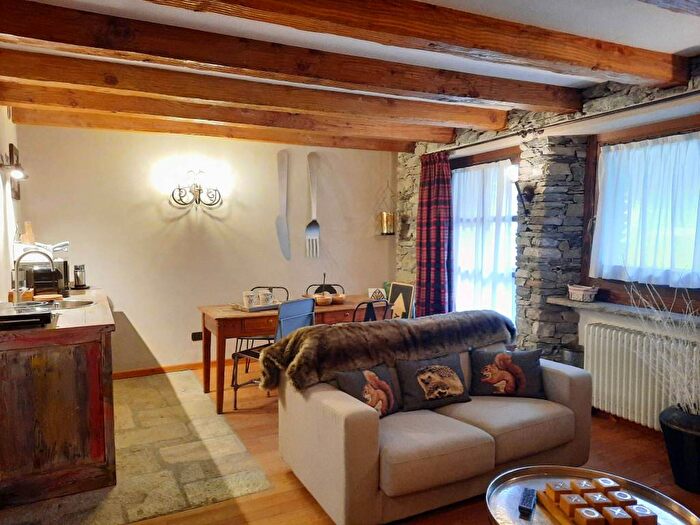 Appartamento trilocale in affitto in Frazione Derby, Derby Villaret, La Salle