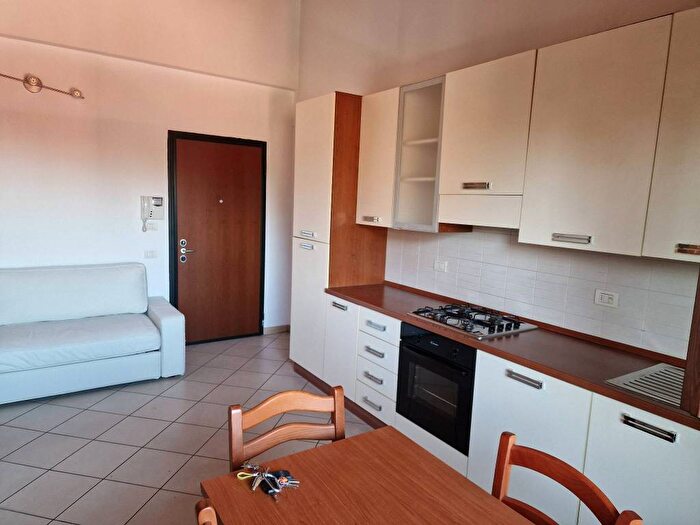 Appartamento bilocale in affitto in Via Carroccio, Consonno Bivio, Seregno