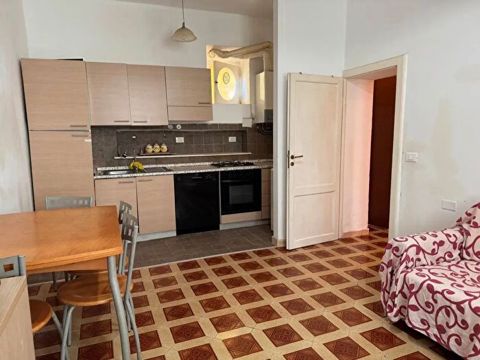 Appartamento trilocale in vendita in Via Litoranea, Follonica