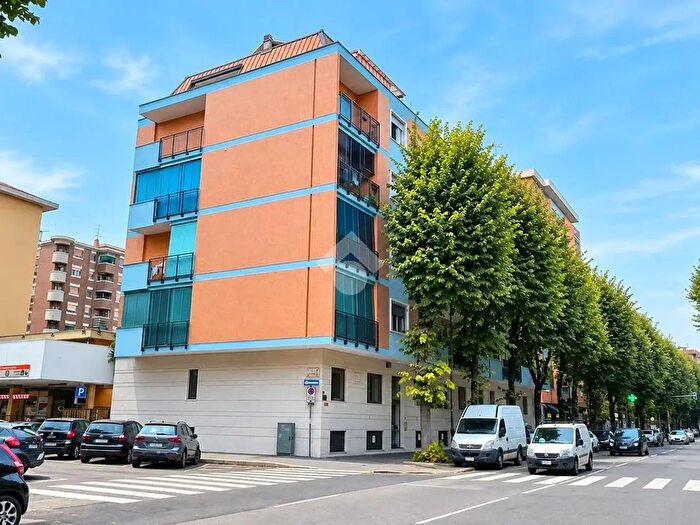 Appartamento bilocale in vendita in Via S Denis, Sesto San Giovanni