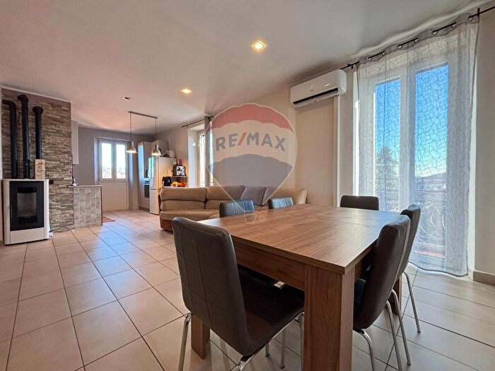 Appartamento trilocale in vendita in Via G Matteotti, Arcisate