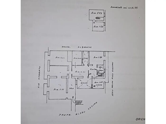 Appartamento con 6 locali in vendita in Via Onorato, Palermo