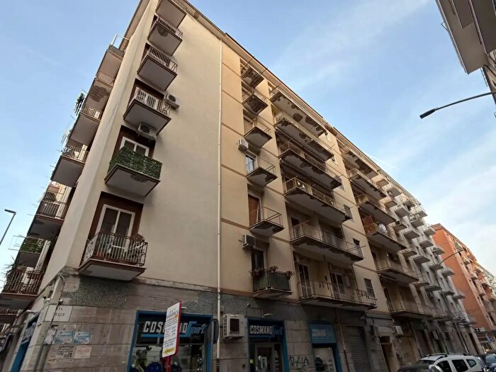 Appartamento quadrilocale in vendita in Via Lecce, Foggia