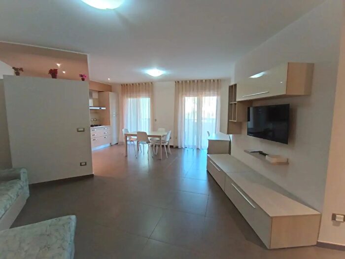 Appartamento quadrilocale in affitto in Via del Mare, Lanciano