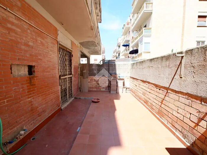 Appartamento monolocale in vendita in Lungomare Duca degli Abruzzi, Roma