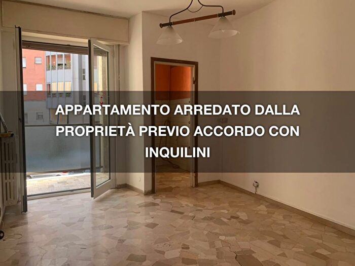 Appartamento trilocale in affitto in Via della Torre, Turro, Milano