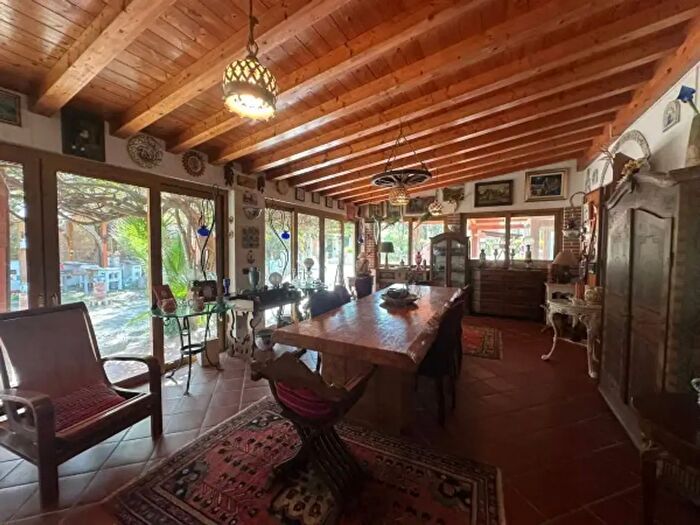 Casa con 6 locali in vendita in Via Paradiso, Milazzo