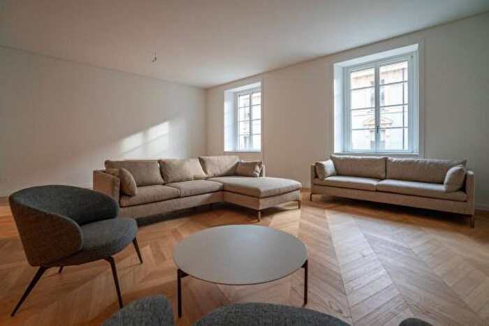 Appartamento con 5 locali in affitto in Via Monte di Pietà, Torino