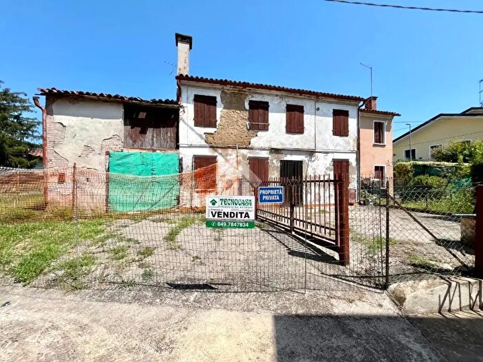 Casa quadrilocale in vendita in Via G Marconi, Ponte San Nicolo'