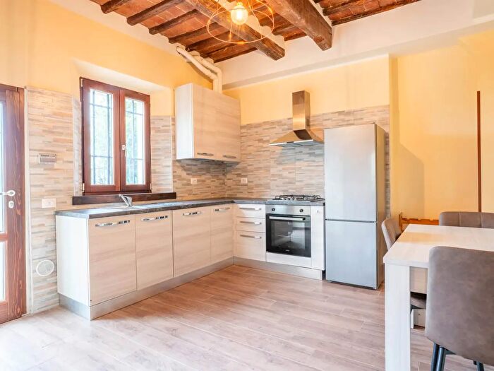 Appartamento trilocale in vendita in Strada Grossetana, Siena