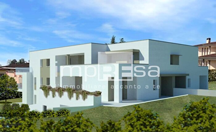 Appartamento con 5 locali in vendita in Via a Marcantoni, Conegliano