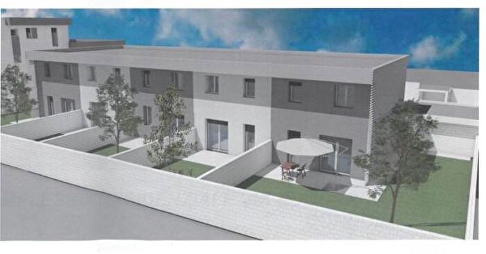 Casa quadrilocale in vendita in Galliate