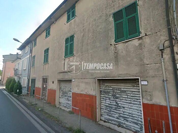 Casa con 5 locali in vendita in Via Sarzanese, Massarosa